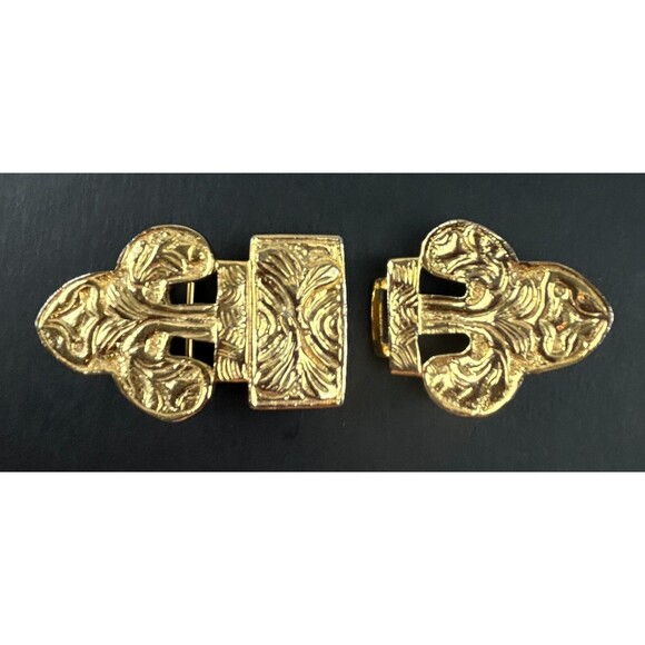 Vintage Accessocraft NYC Bold Interlocking Belt Buckle Gold Tone Signed main image 3